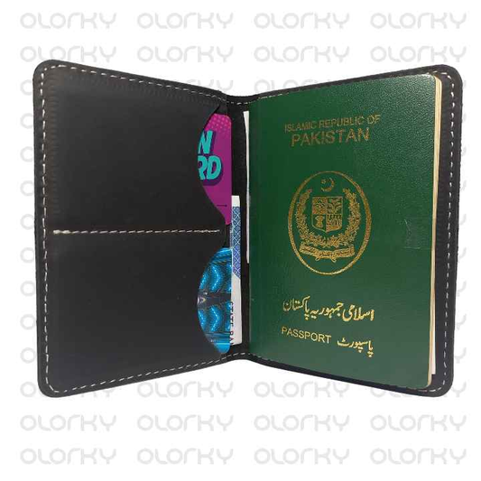 The Travelogue - Black | Leather Passport Cover