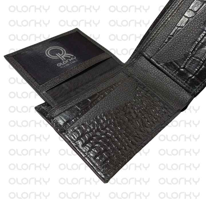 The Black Croc | Leather Bifold Wallet